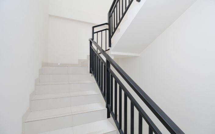 Kamar Keluarga Tanah Abang Hotel จาการ์ตา ภายนอก รูปภาพ