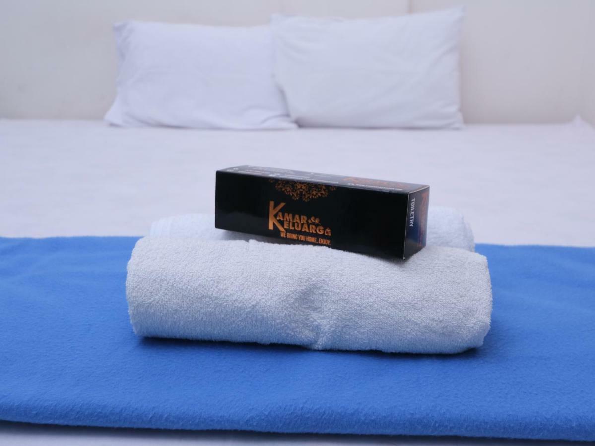 Kamar Keluarga Tanah Abang Hotel จาการ์ตา ภายนอก รูปภาพ