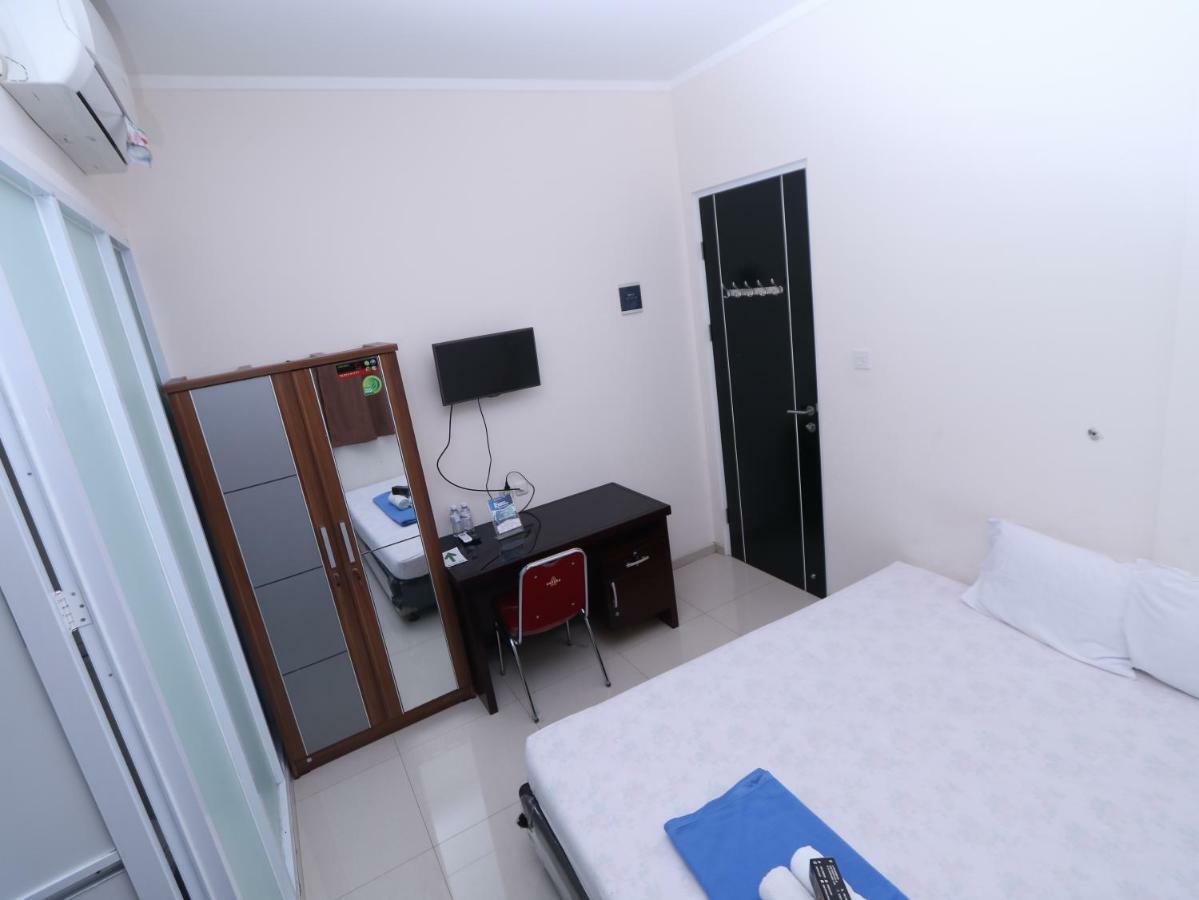 Kamar Keluarga Tanah Abang Hotel จาการ์ตา ภายนอก รูปภาพ