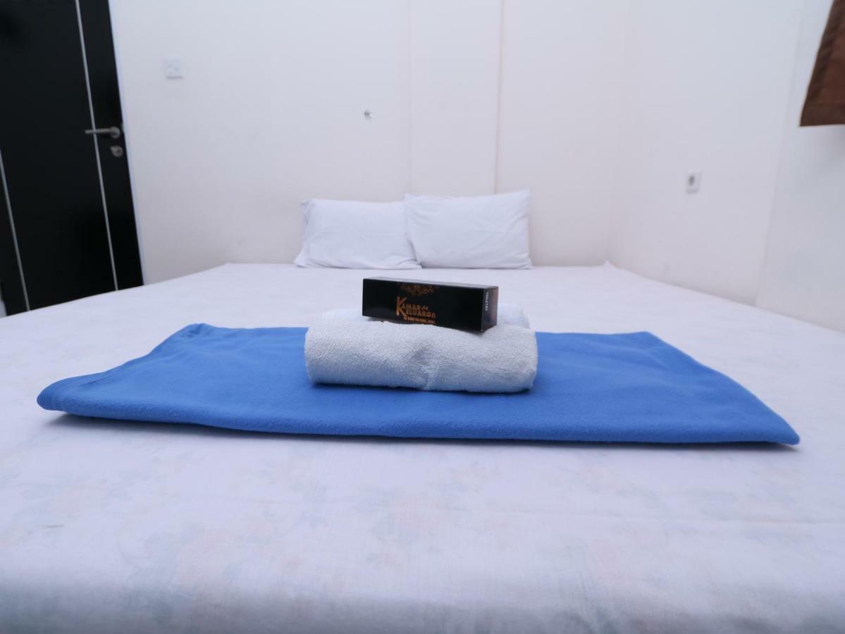 Kamar Keluarga Tanah Abang Hotel จาการ์ตา ภายนอก รูปภาพ