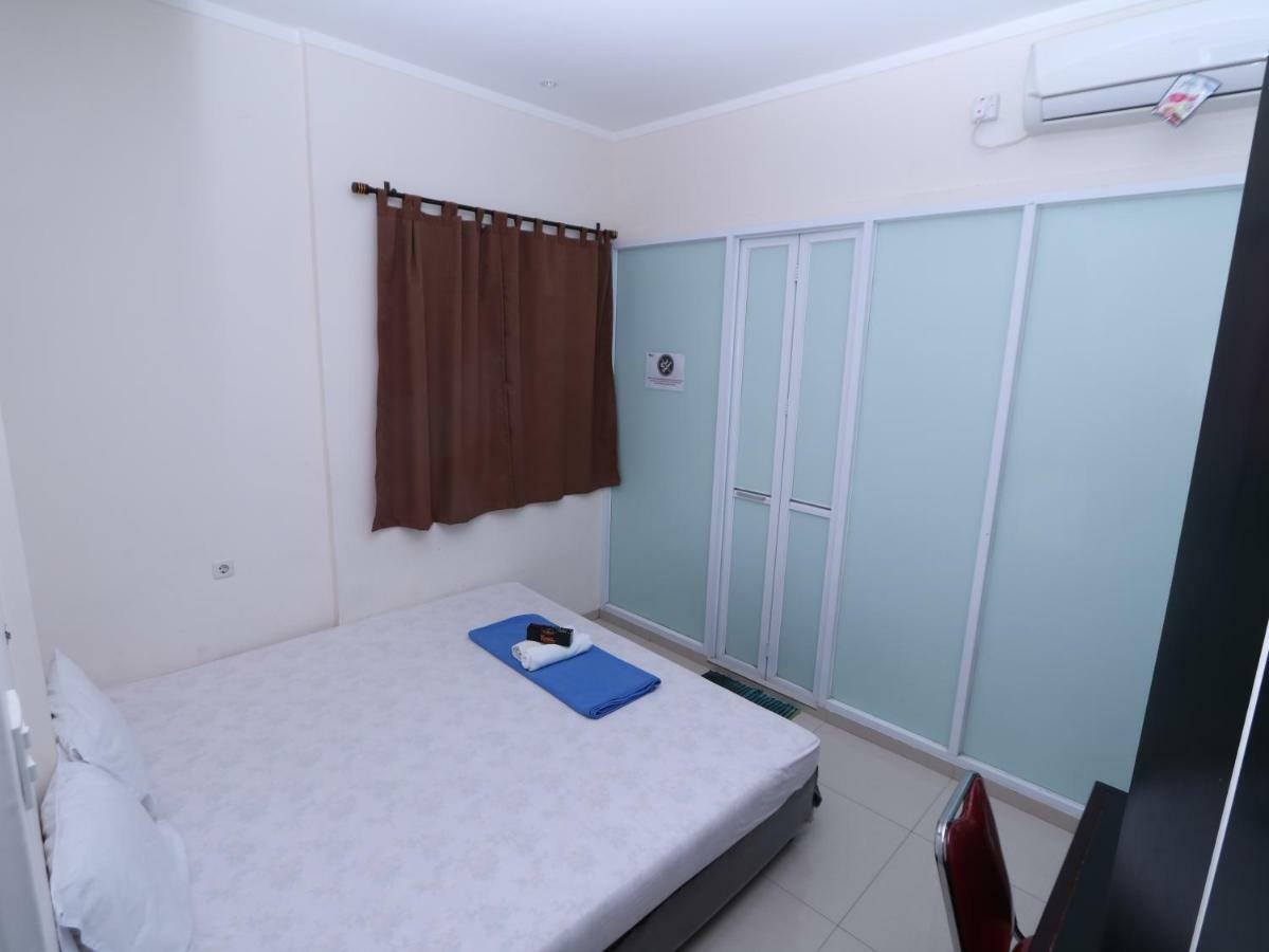 Kamar Keluarga Tanah Abang Hotel จาการ์ตา ภายนอก รูปภาพ